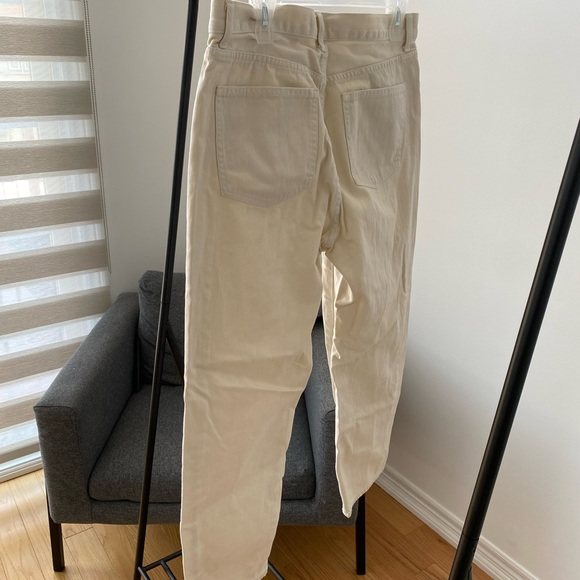 COPY - Uniqlo Jeans - Picture 2 of 2